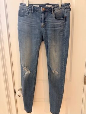 Vigoss Women's Light Blue Distressed Skinny Jeans-31